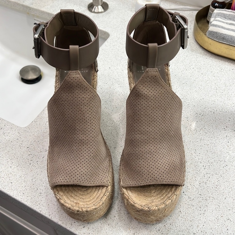 Marc fisher espadrille suede sandals